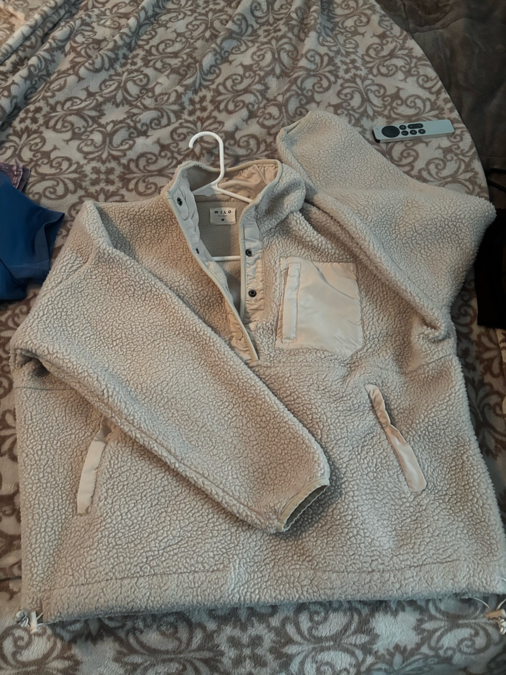 WILO Cream Sherpa Pullover with Snap Front